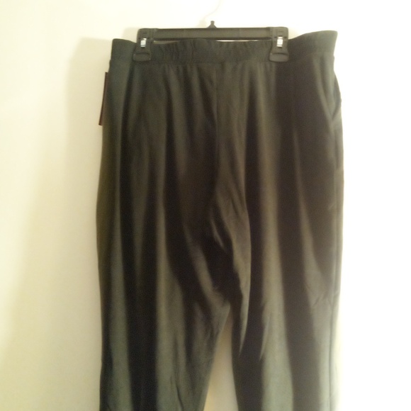 La Image olive green and black pants - Picture 10 of 11